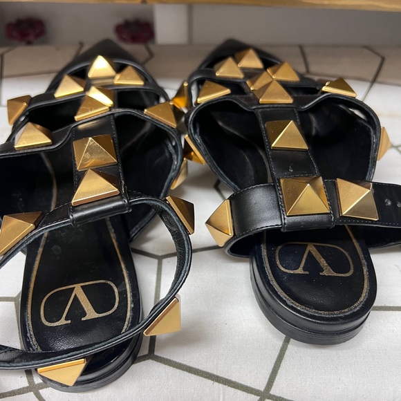 Valentino Roman stud flats size 39.5 EU - Picture 2 of 9